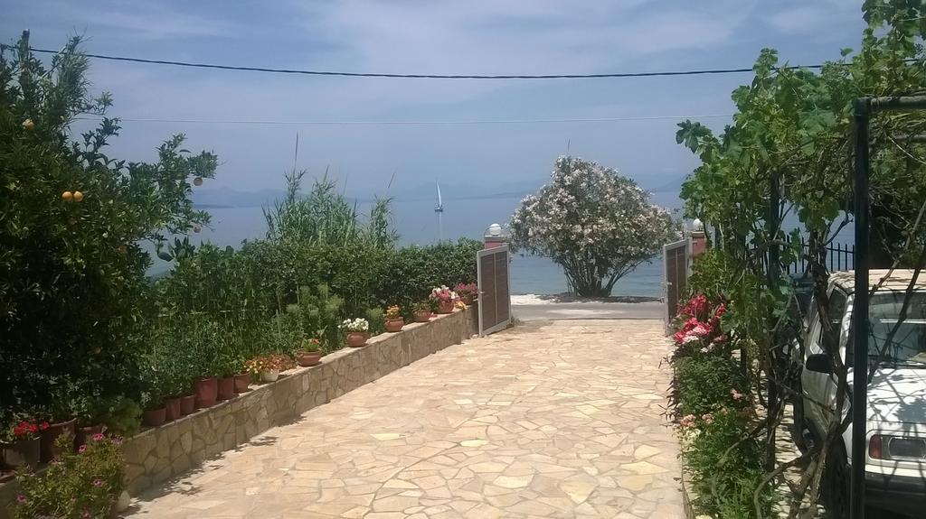 Ampelaki Studios Mpoukaris Bagian luar foto